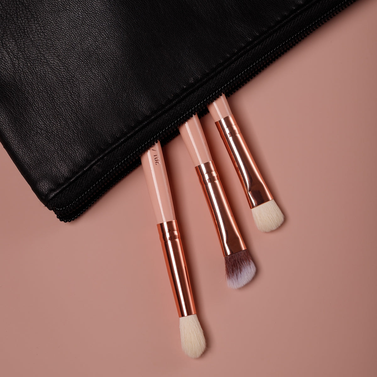 Cosmetic bag