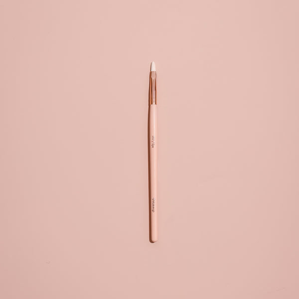 502 Lips Brush
